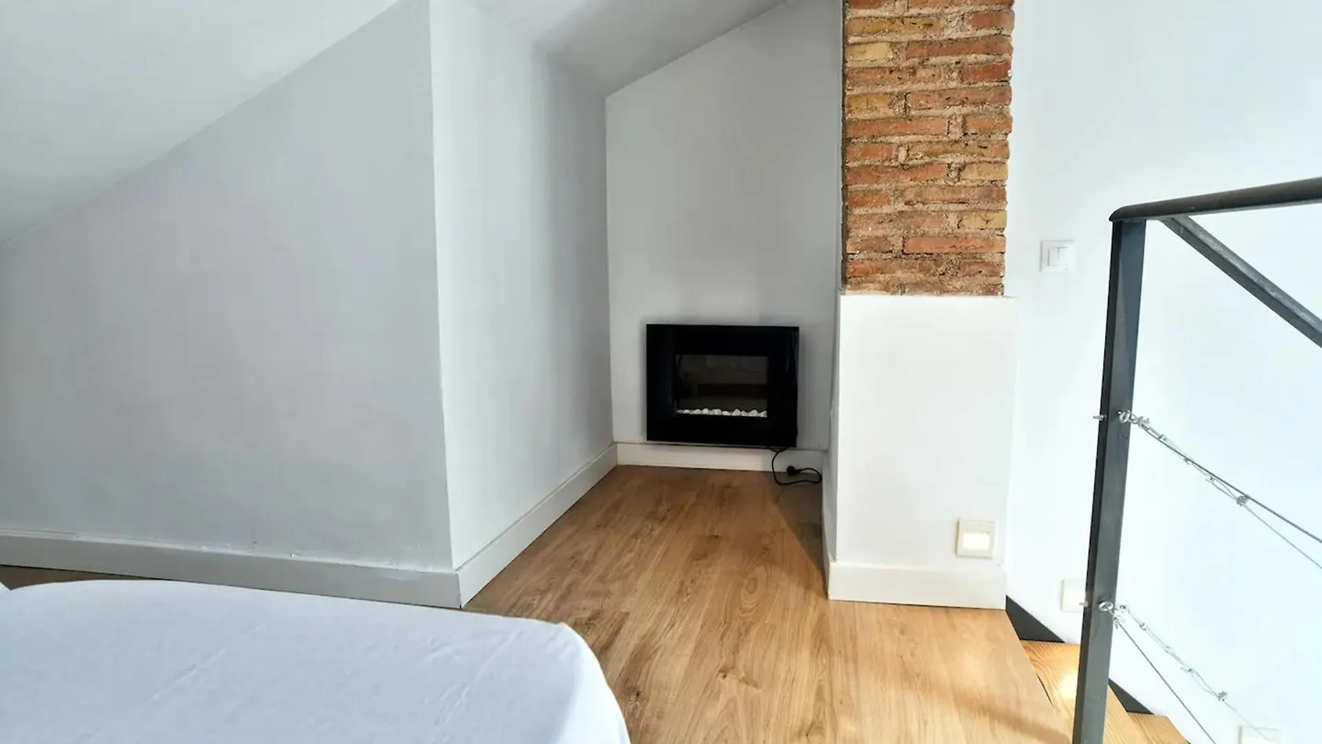 Appartement Duplex Con Terraza En Malaga - A